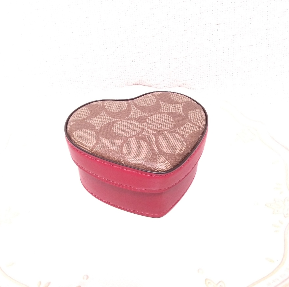 NWT Coach Heart Signature Khaki Red Trinket Box